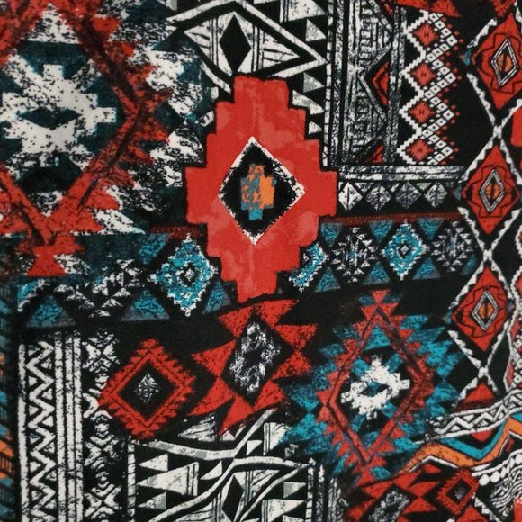 Hot Kiss Geometric Tribal Pattern Dress 1X - Picture 6 of 6